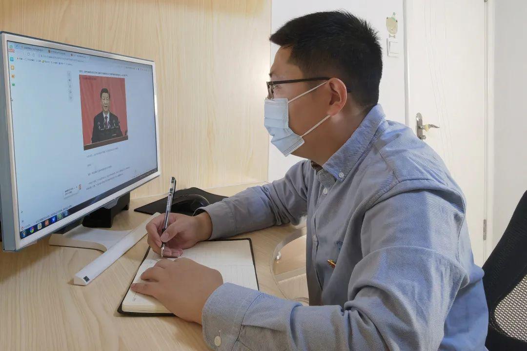 小学足球基本功训练计划，筑基未来足球明星的基石