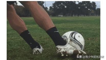 足球脚内侧传球，精准与力量的艺术——动作要领详解及图解指南