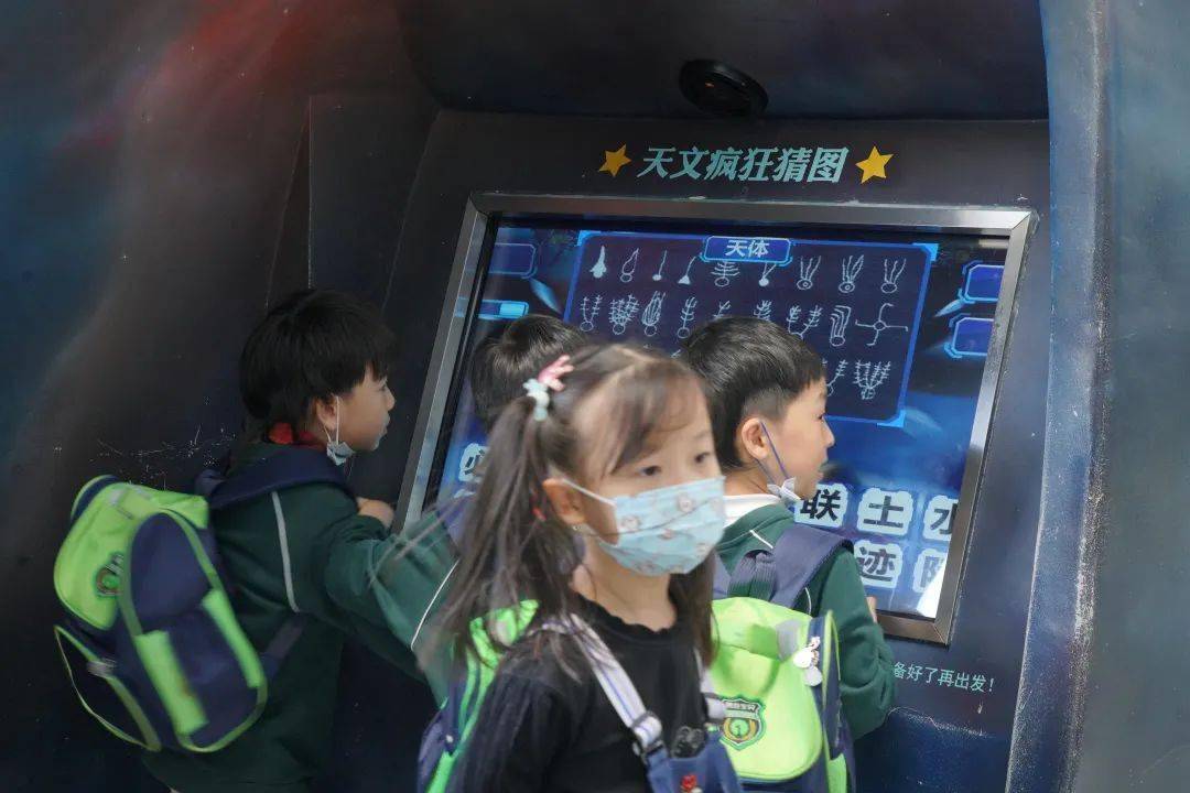 香港免费资料六会宝典
